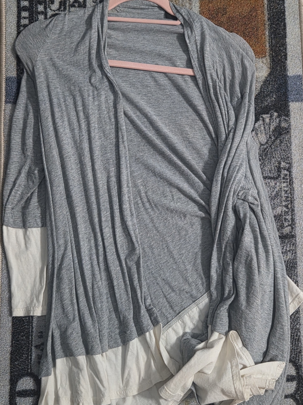Lightweight Gray & Cream Open-Front Women’s Top